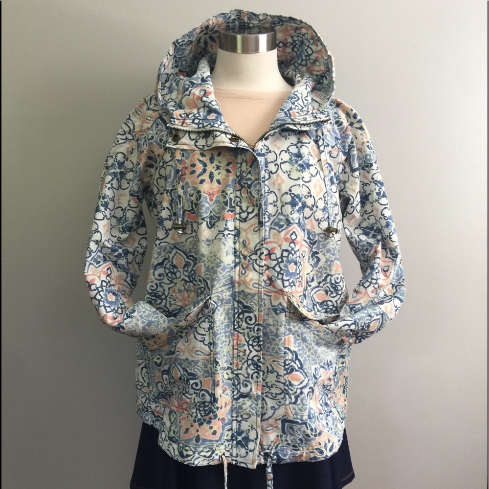 Lucky Lotus Hooded Lightweight Pocket Drawstring Jacket Med NWT